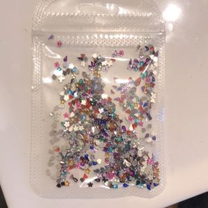 Diamond accessories for nails